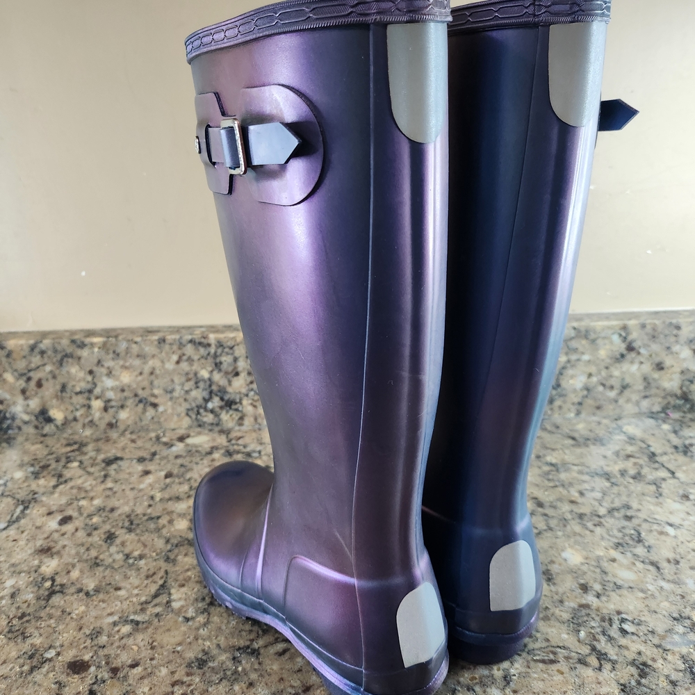 Hunter Purple Rain Boots Iridescent... Only Tried On... - Picture 3 of 8
